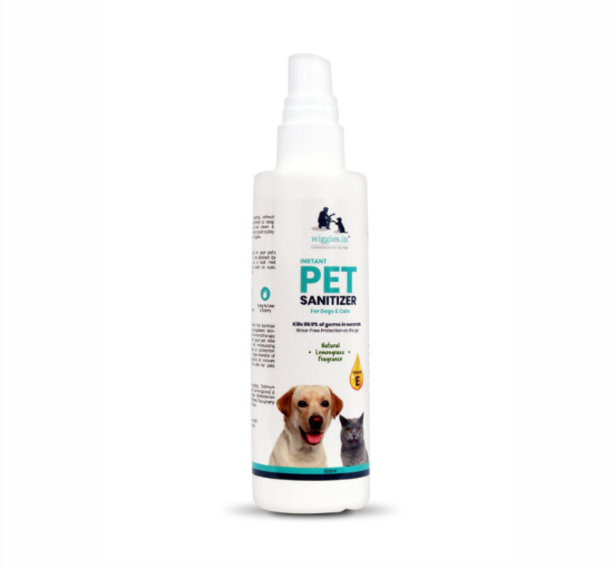 W-Wiggles Pet Sanitizer Front Side Close View